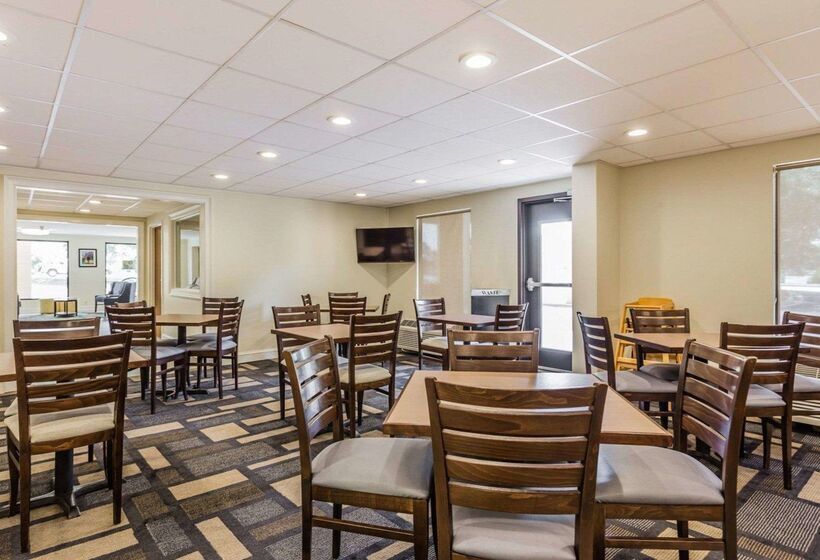 Hotel Quality Inn Mt. Pleasant – Charleston