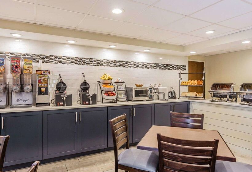 هتل Quality Inn Mt Pleasant   Charleston