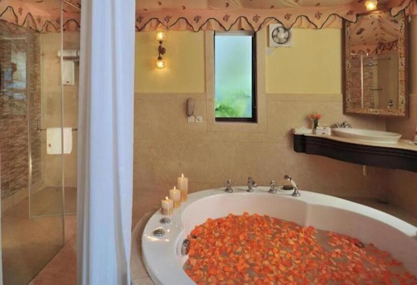 Fotos del hotel Rajasthali Resort And Spa:  46