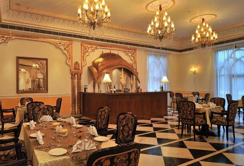 Fotos del hotel Rajasthali Resort And Spa:  51