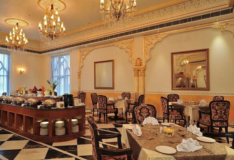 Fotos del hotel Rajasthali Resort And Spa:  22