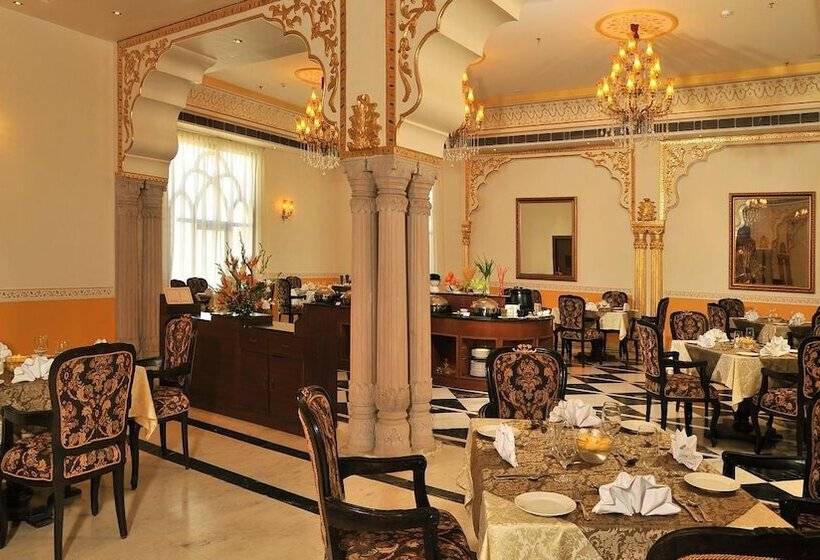 Fotos del hotel Rajasthali Resort And Spa:  25