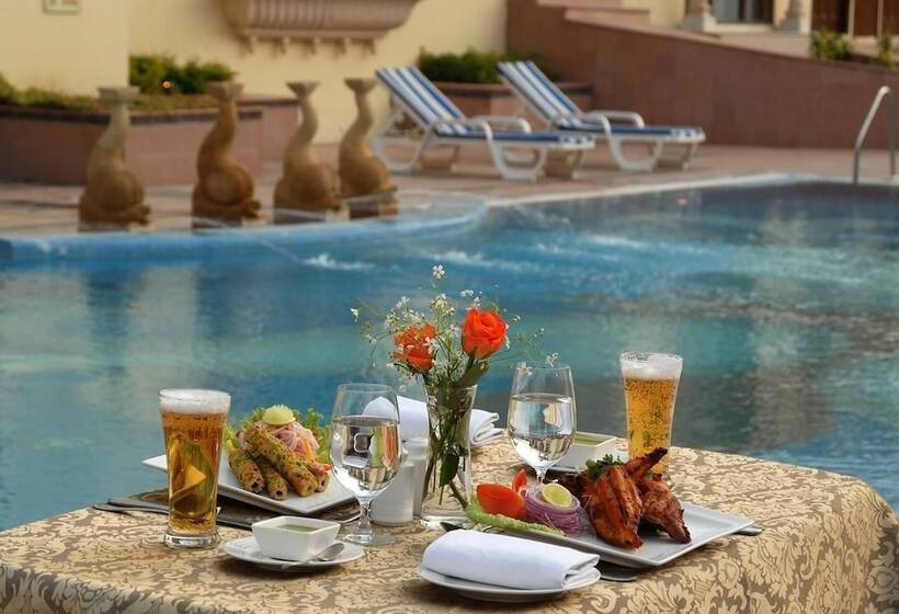 Fotos del hotel Rajasthali Resort And Spa:  27