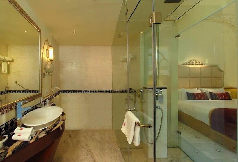 Fotos del hotel Rajasthali Resort And Spa:  30