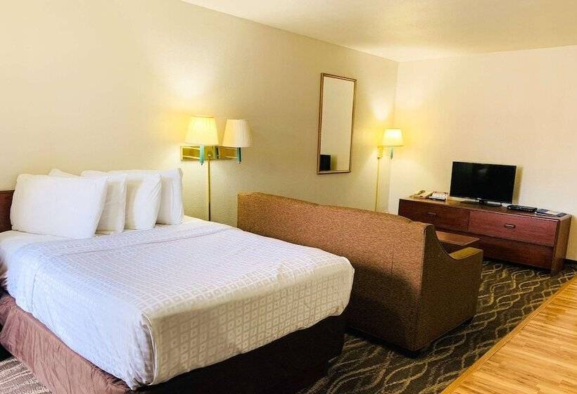 בית מלון כפרי Rodeway Inn & Suites Sheridan