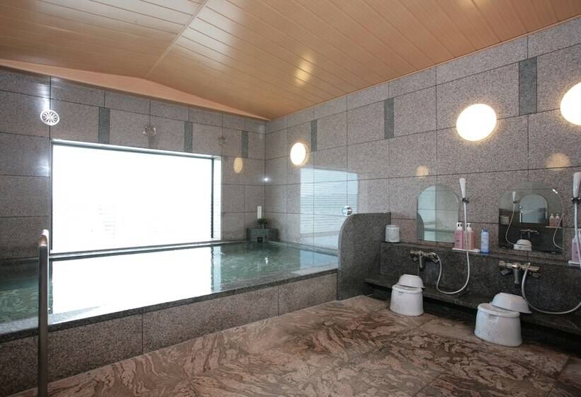 هتل Route Inn Iwaki Ekimae