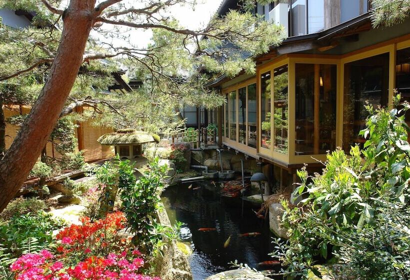 Fotos del hotel Hanaougi Bettei Iiyama:  3