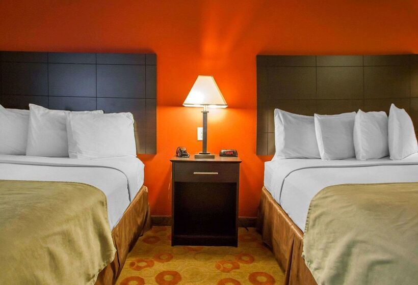 فندق Suburban Studios Cedar Falls