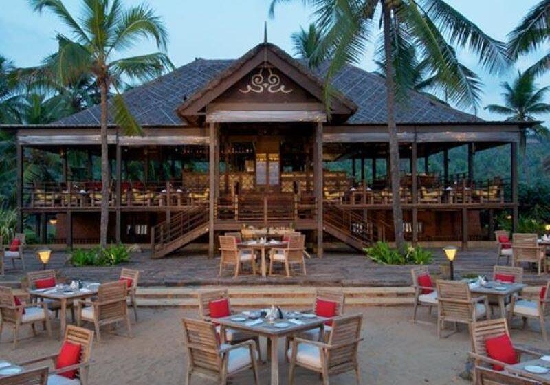 هتل Vivanta By Taj  Green Cove Kovalam