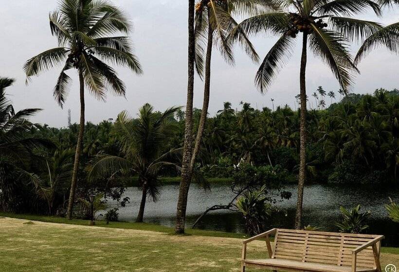 هتل Taj Green Cove Resort And Spa Kovalam
