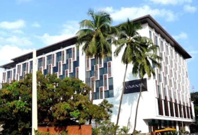 ホテル Vivanta By Taj  Panaji