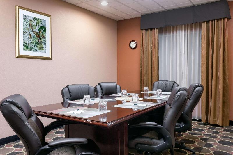 فندق Wingate By Wyndham Athens Ga