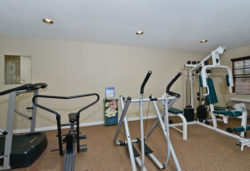هتل Americas Best Value Inn Hazlehurst