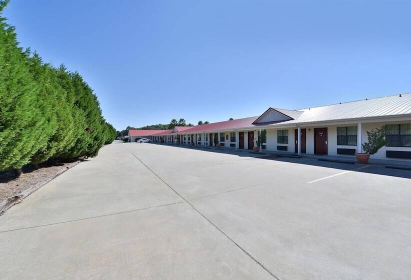 هتل Americas Best Value Inn Hazlehurst