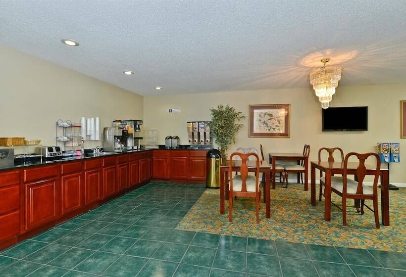 هتل Americas Best Value Inn Hazlehurst