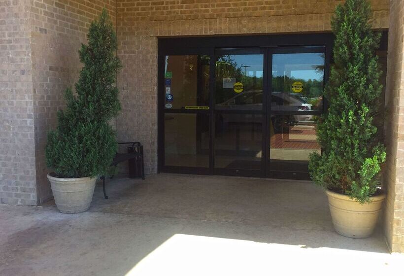 בית מלון כפרי Americas Best Value Inn & Suites Livingston