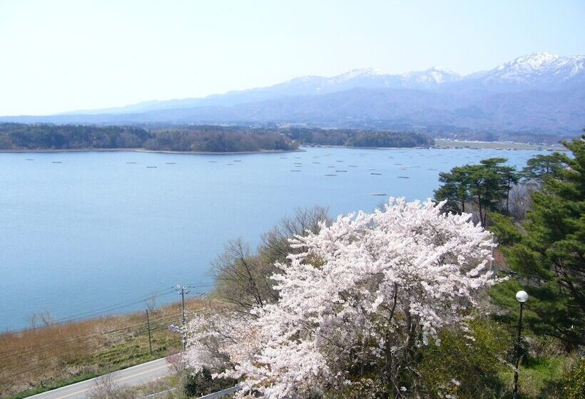 هتل Sado Ryotsu Shiizaki Onsen