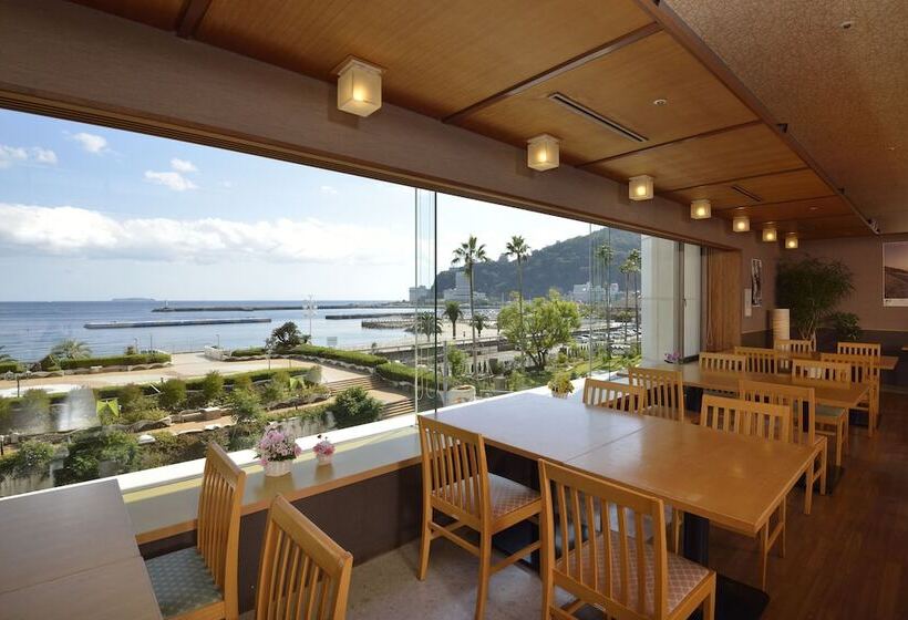 هتل Atami Seaside Spa & Resort