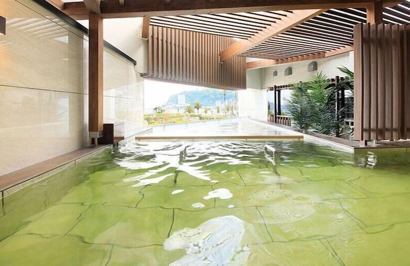 هتل Atami Seaside Spa & Resort