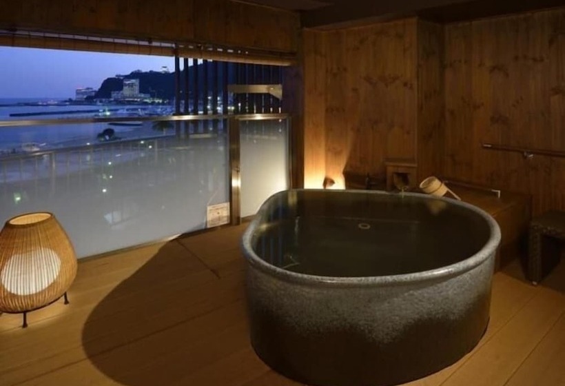 هتل Atami Seaside Spa & Resort