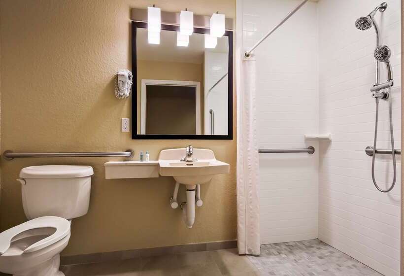 هتل Best Western Edgewater Inn