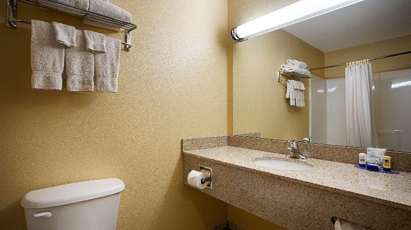 בית מלון כפרי Best Western Penn Ohio Inn & Suites
