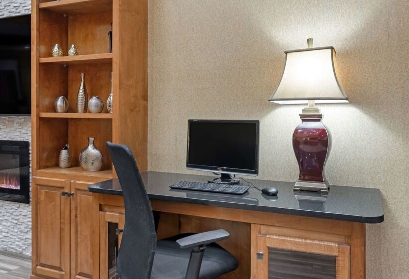 호텔 Best Western Plus Bradbury Inn And Suites