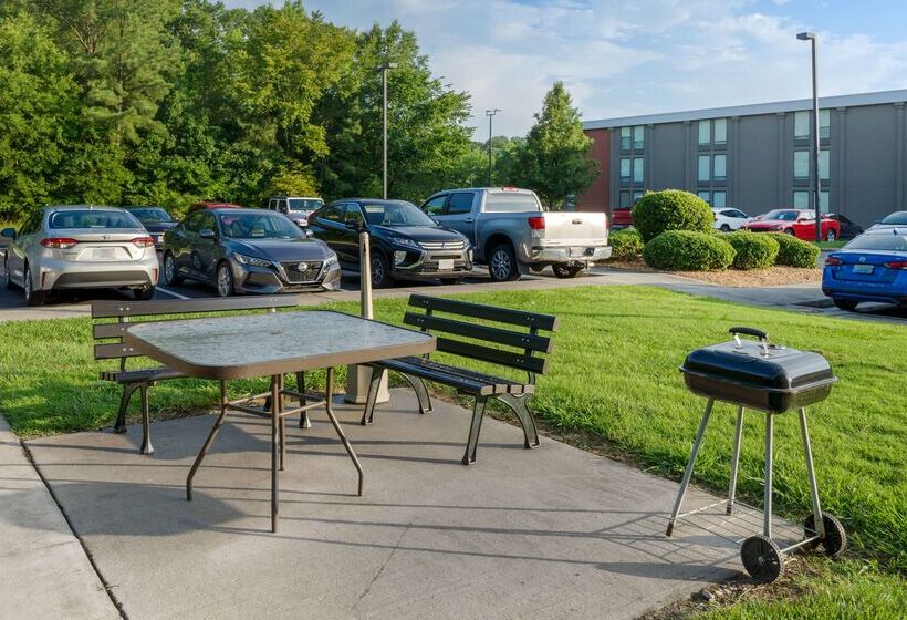 هتل Best Western Plus Hopewell Fort Lee