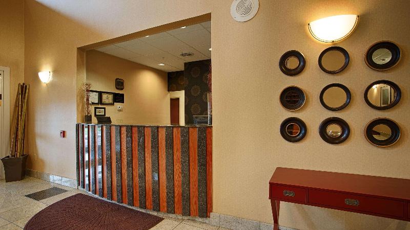 هتل Best Western Plus New Cumberland