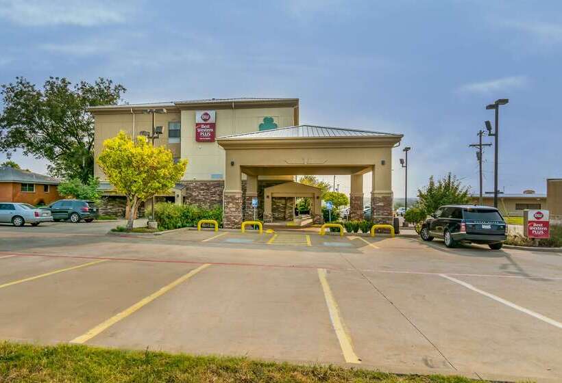 호텔 Best Western Plus Shamrock Inn & Suites