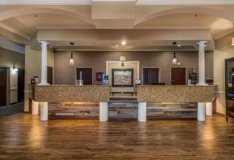 호텔 Best Western Plus Shamrock Inn & Suites