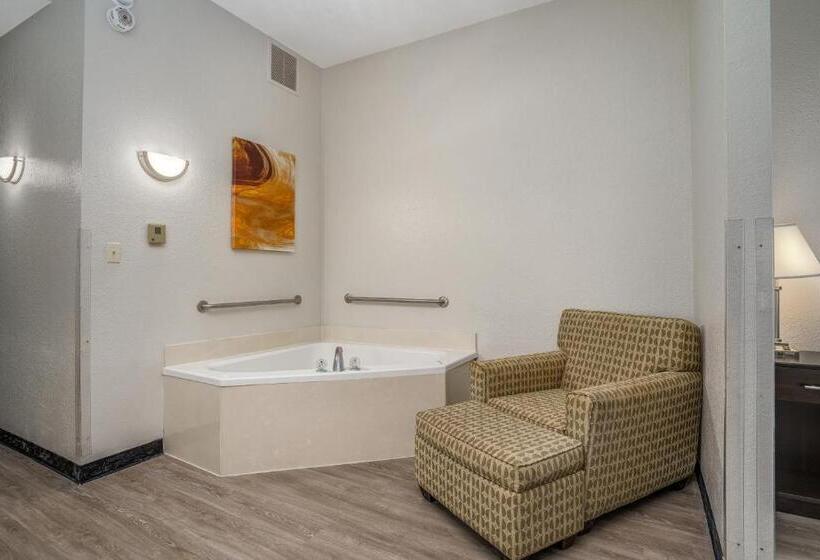 בית מלון כפרי Best Western Plus Silver Creek Inn