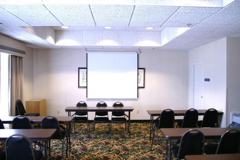 בית מלון כפרי Best Western Plus Silver Creek Inn