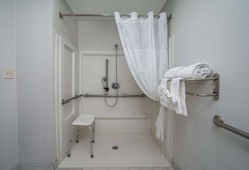 בית מלון כפרי Best Western Plus Silver Creek Inn