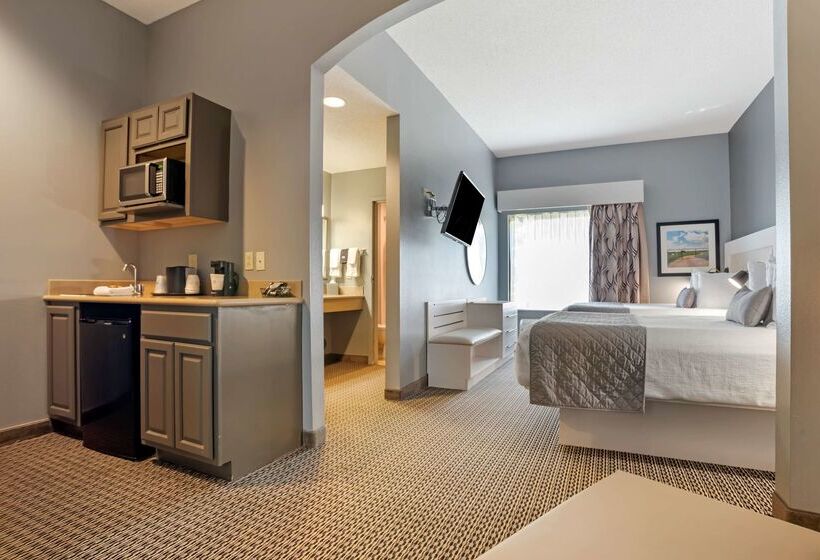 Best Western Plus Two Rivers Hotel & Suites