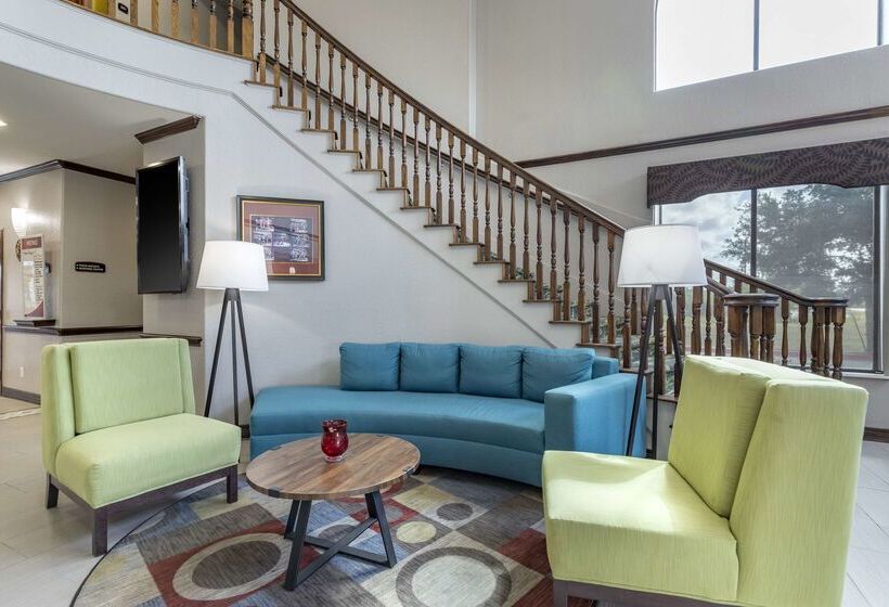 هتل Best Western Plus Victoria Inn & Suites