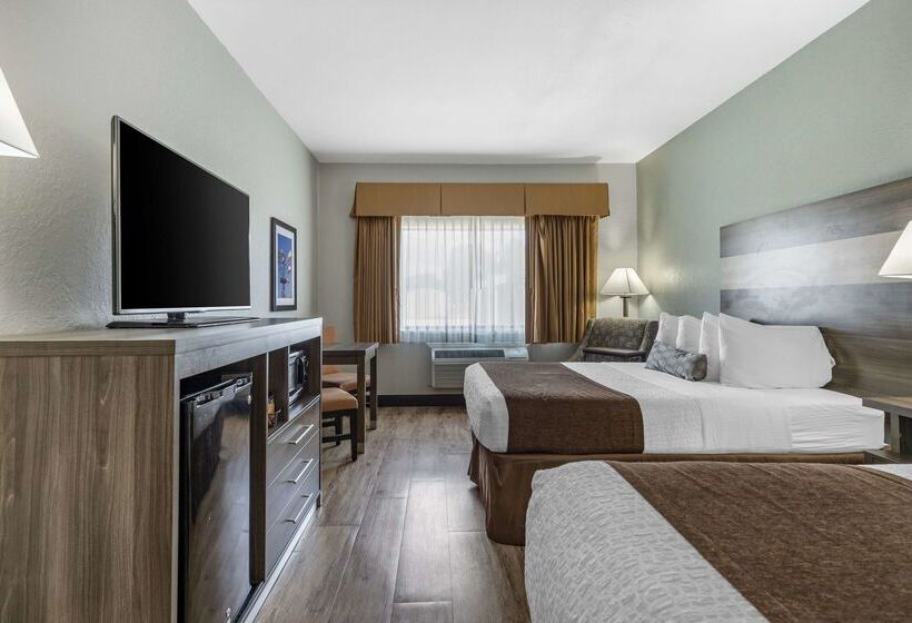 هتل Best Western Plus Victoria Inn & Suites