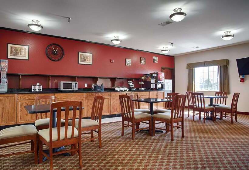 فندق Best Western Plus Wakeeney Inn & Suites