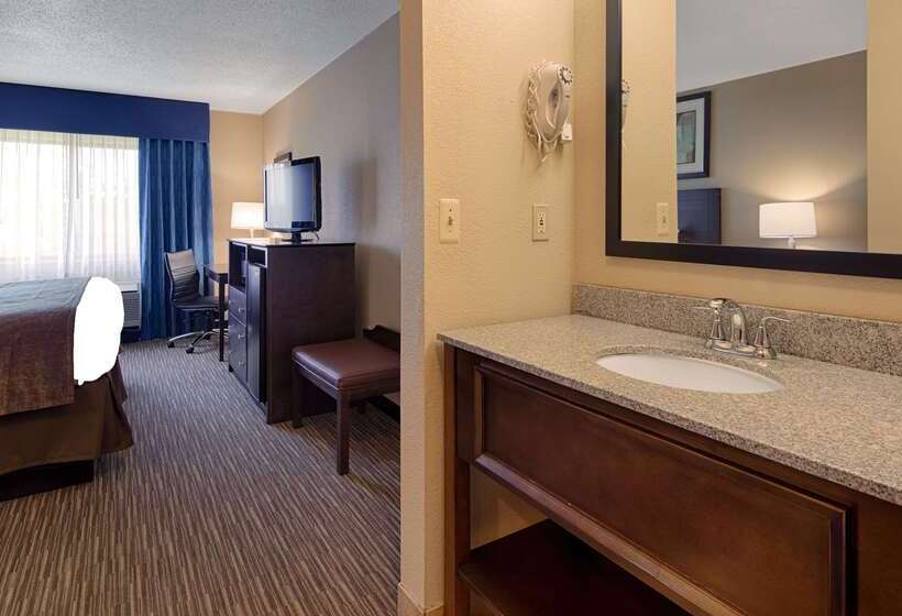 هتل Best Western Port Huron Blue Water Bridge
