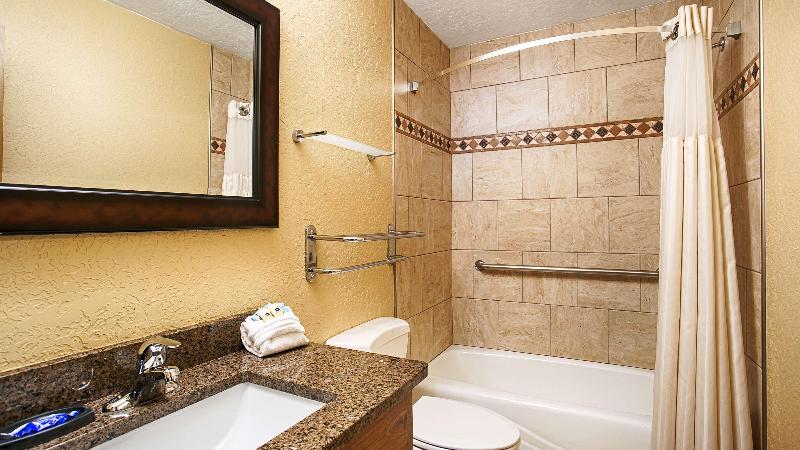 Отель Best Western Rivers Edge