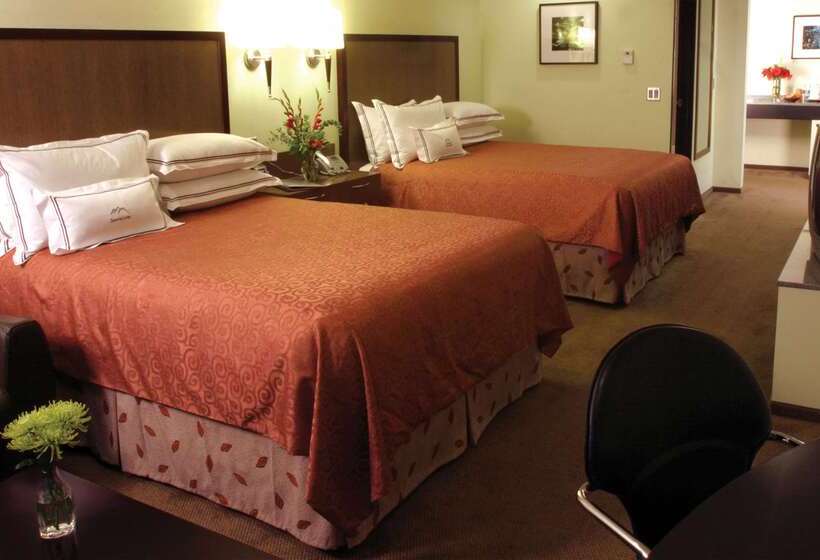 هتل Best Western Snowcap Lodge