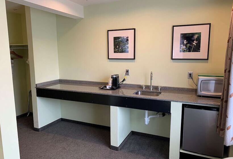 هتل Best Western Snowcap Lodge