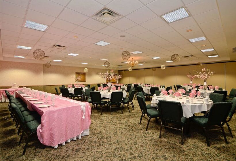 בית מלון כפרי Best Western Wittenberg Inn