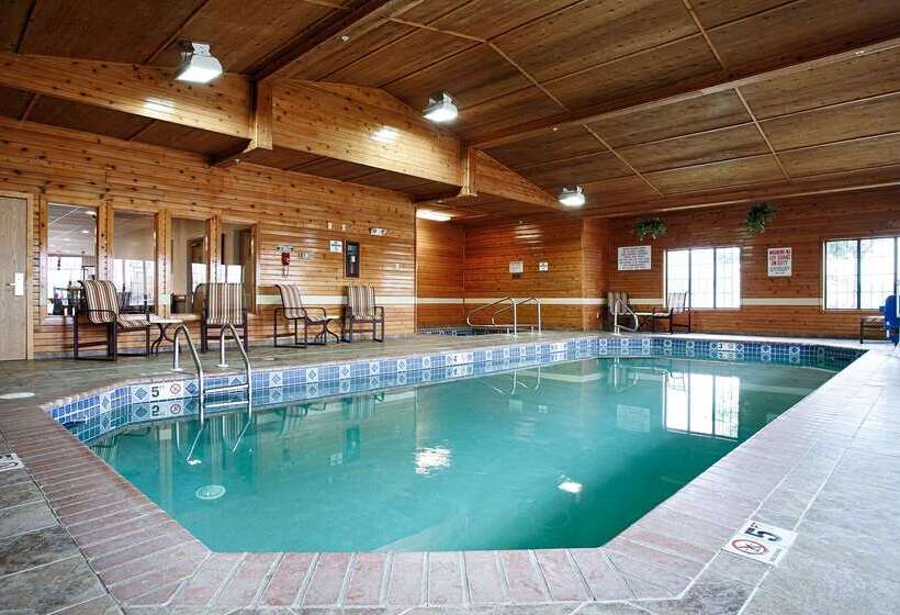 Отель Best Western Yellowstone Crossing