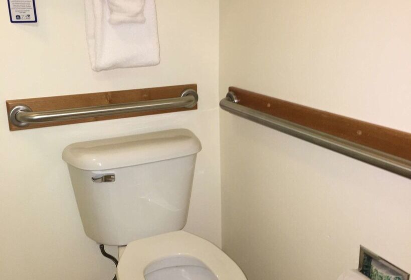 Отель Best Western Yellowstone Crossing