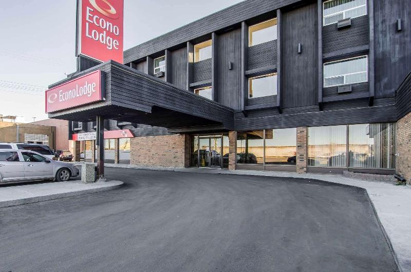 Hotel Econo Lodge  Lloydminster