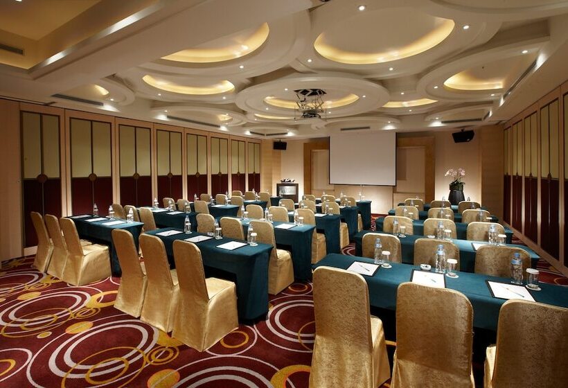 Evergreen Resort Hotel   Jiaosi