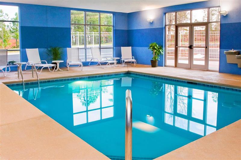 هتل Four Points By Sheraton Raleigh Durham Airport