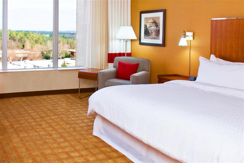 هتل Four Points By Sheraton Raleigh Durham Airport