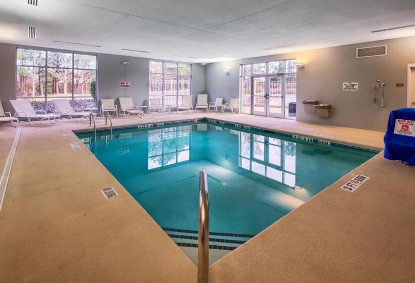 هتل Four Points By Sheraton Raleigh Durham Airport